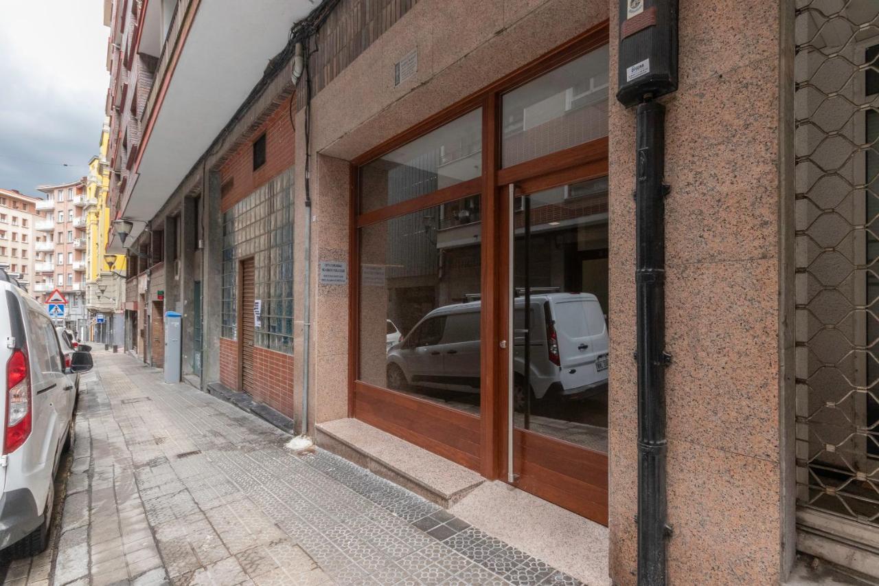 New! Lovely 4-Bedroom Loft In Bilbao Extérieur photo